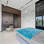 Willa Chandelier Sky Mansion *