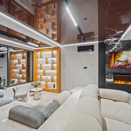 Chandelier Sky Mansion Villa *