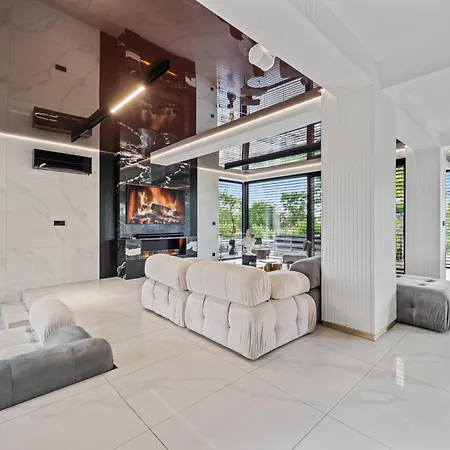 Chandelier Sky Mansion * Tuchomerice