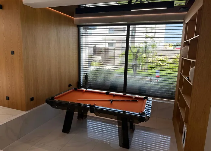 Chandelier Sky Mansion فيلة Tuchomerice