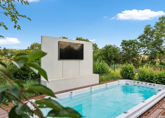 Chandelier Sky Mansion ヴィラ Tuchoměřice