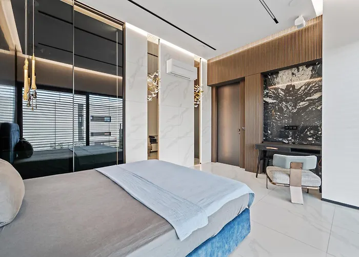 ヴィラ Chandelier Sky Mansion *