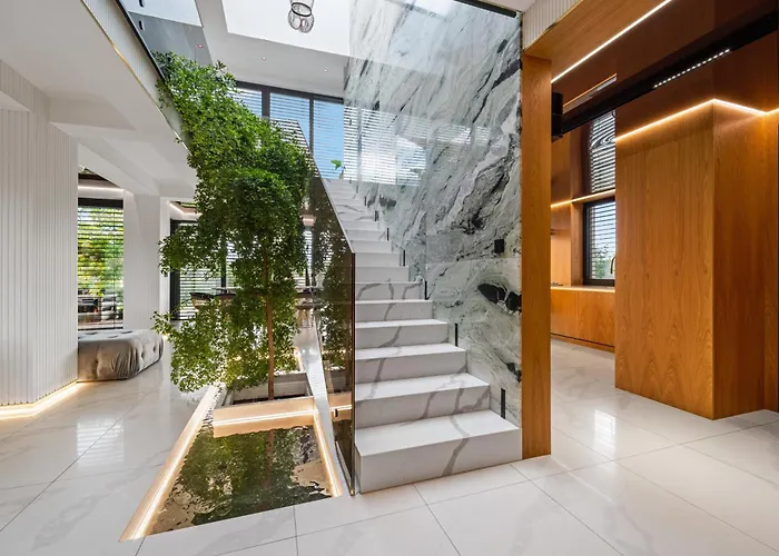 ヴィラ Chandelier Sky Mansion