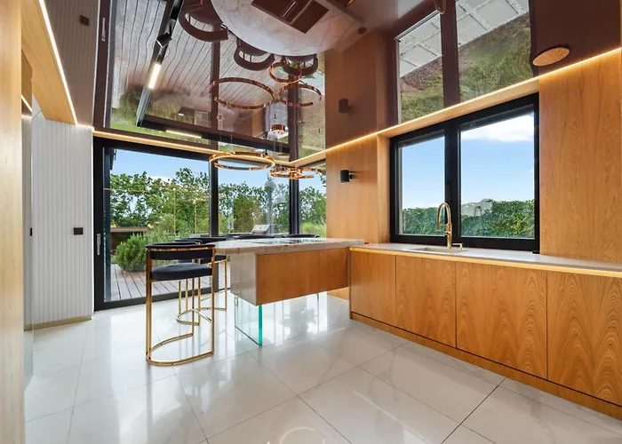 فيلة Chandelier Sky Mansion Tuchomerice