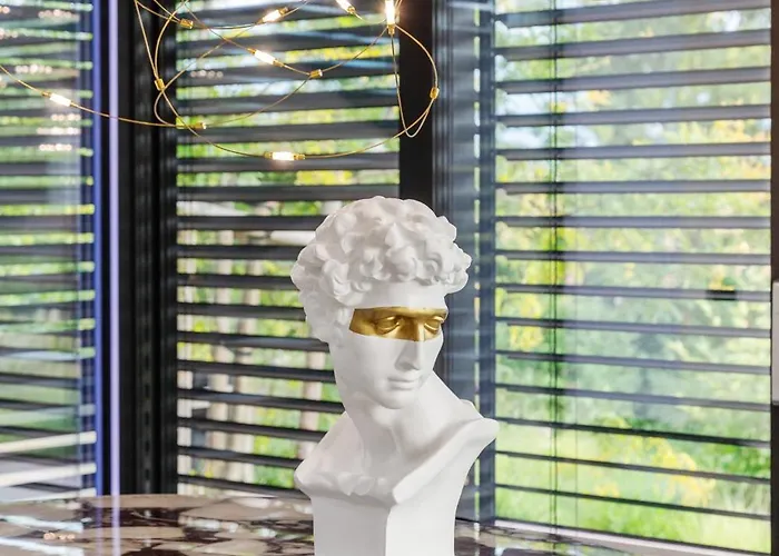 Chandelier Sky Mansion ヴィラ